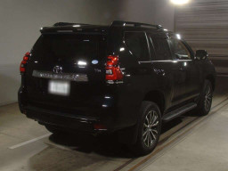 2019 Toyota Land Cruiser Prado