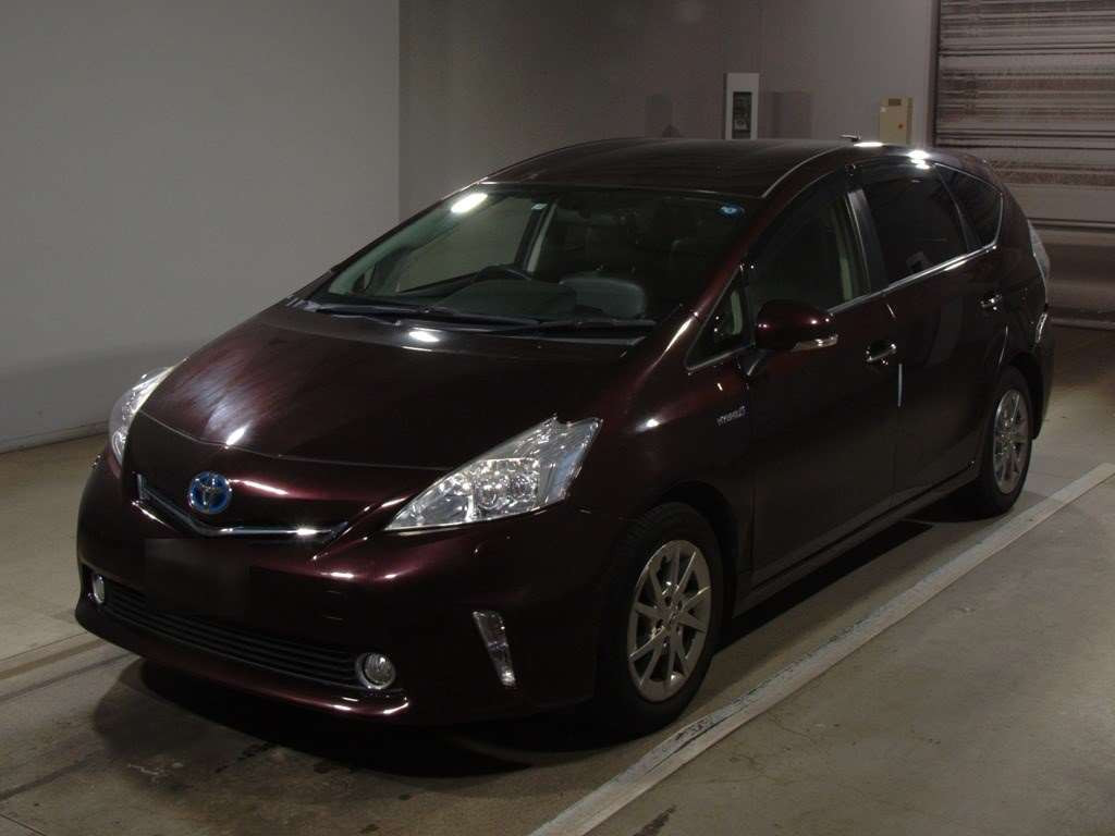 2013 Toyota Prius alpha ZVW40W[0]