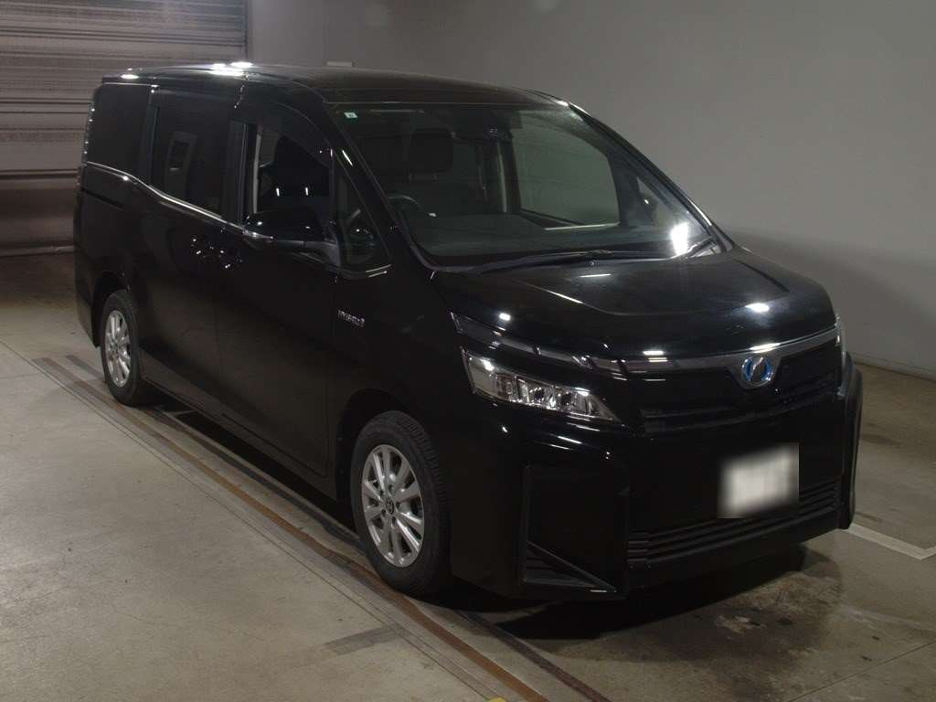 2019 Toyota Voxy ZWR80G[2]