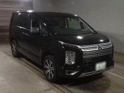 2023 Mitsubishi Delica D5