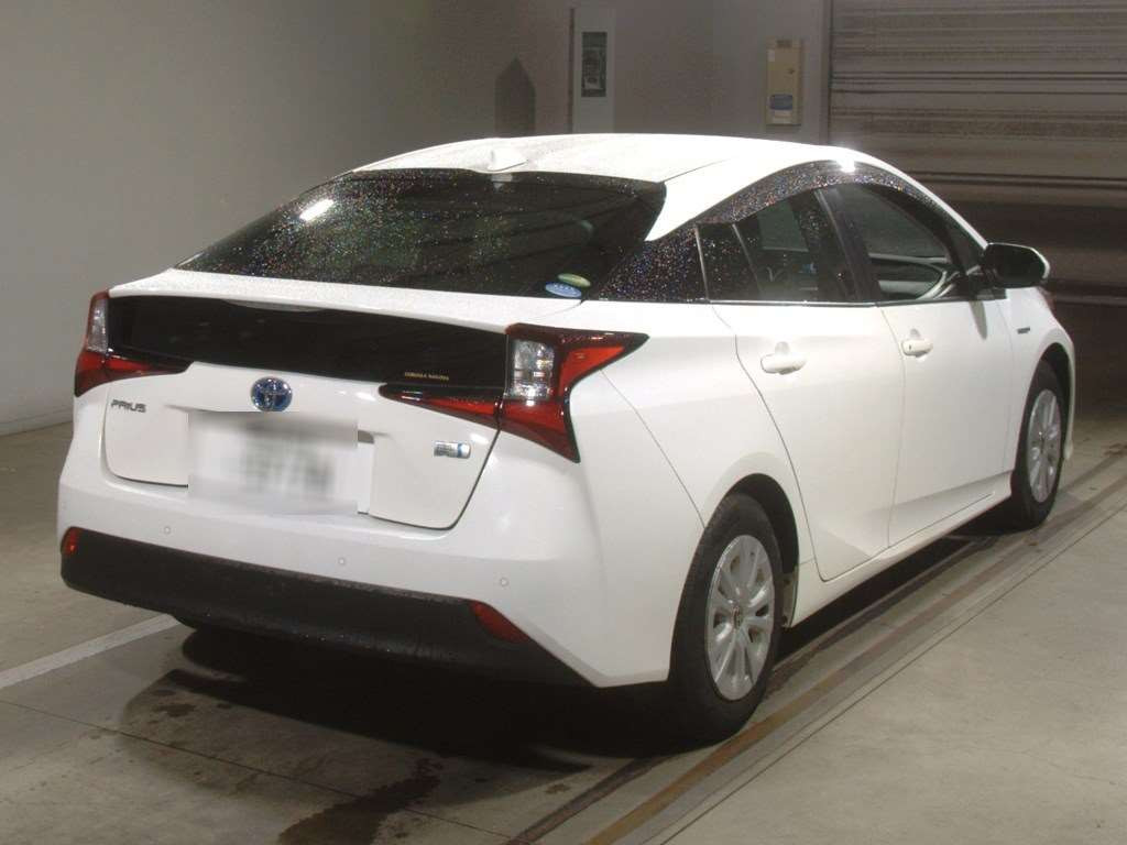 2019 Toyota Prius ZVW51[1]