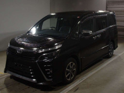 2021 Toyota Voxy