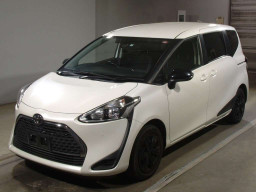 2021 Toyota Sienta