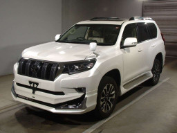 2021 Toyota Land Cruiser Prado