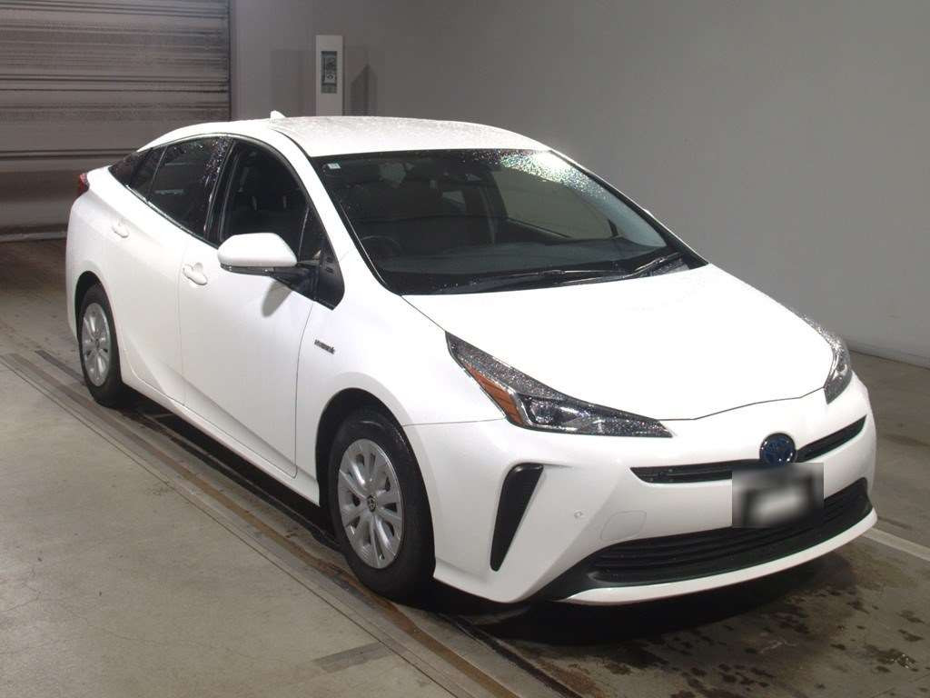 2019 Toyota Prius ZVW51[2]