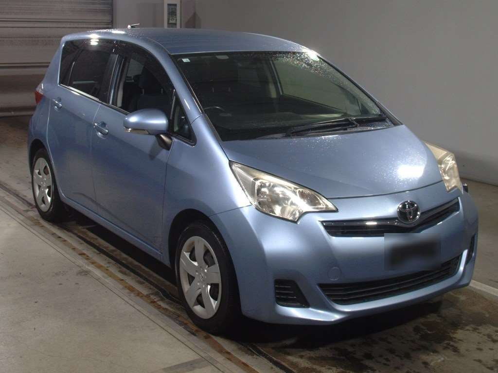 2012 Toyota Ractis NSP120[2]