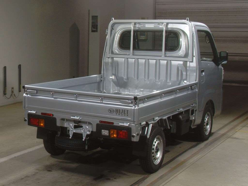 2024 Daihatsu Hijet Truck S510P[1]