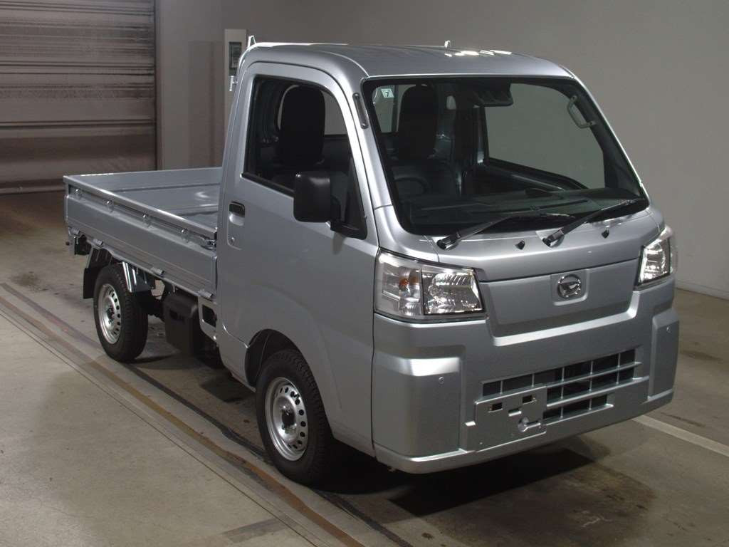 2024 Daihatsu Hijet Truck S510P[2]