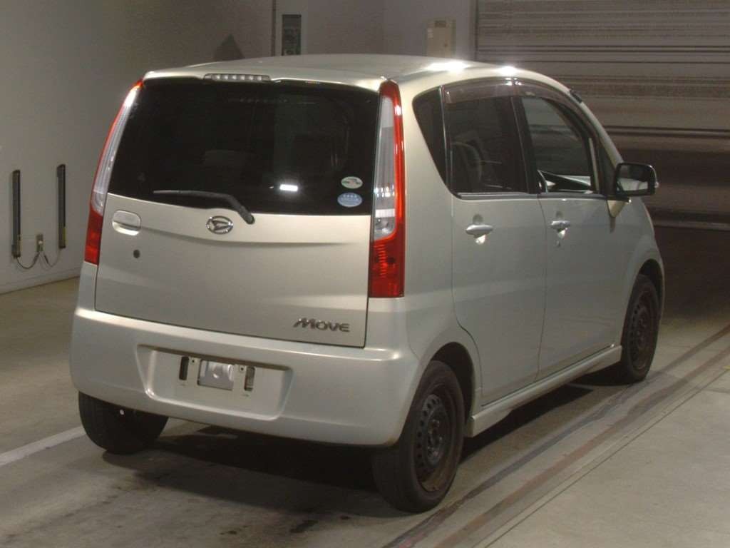 2010 Daihatsu Move L175S[1]