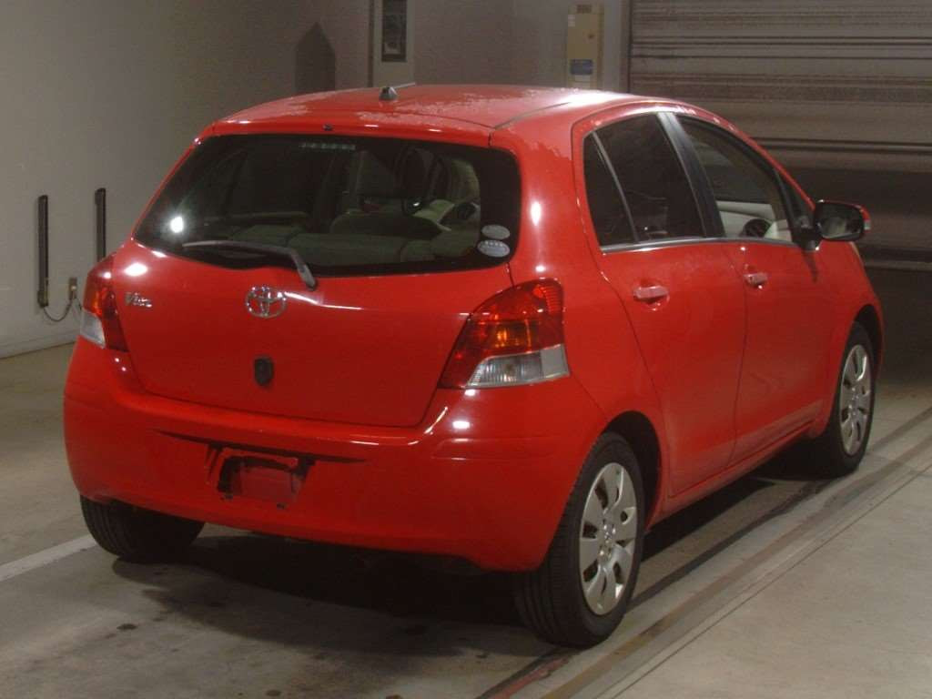 2010 Toyota Vitz SCP90[1]