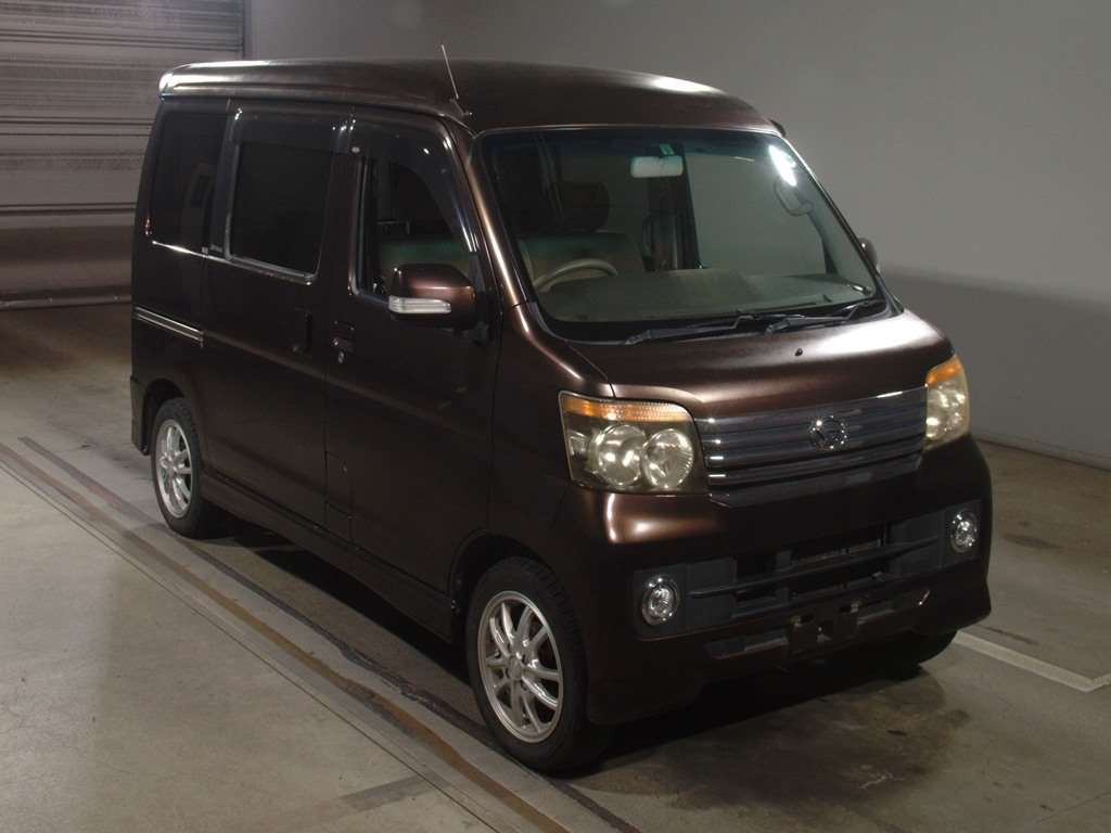 2008 Daihatsu Atrai Wagon S321G[2]