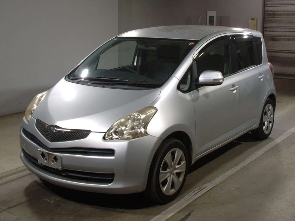 2008 Toyota Ractis SCP100[0]