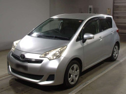 2013 Toyota Ractis