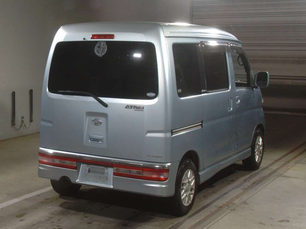 2005 Daihatsu Atrai Wagon S320G[1]