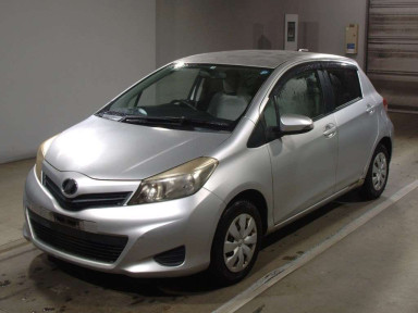 2011 Toyota Vitz