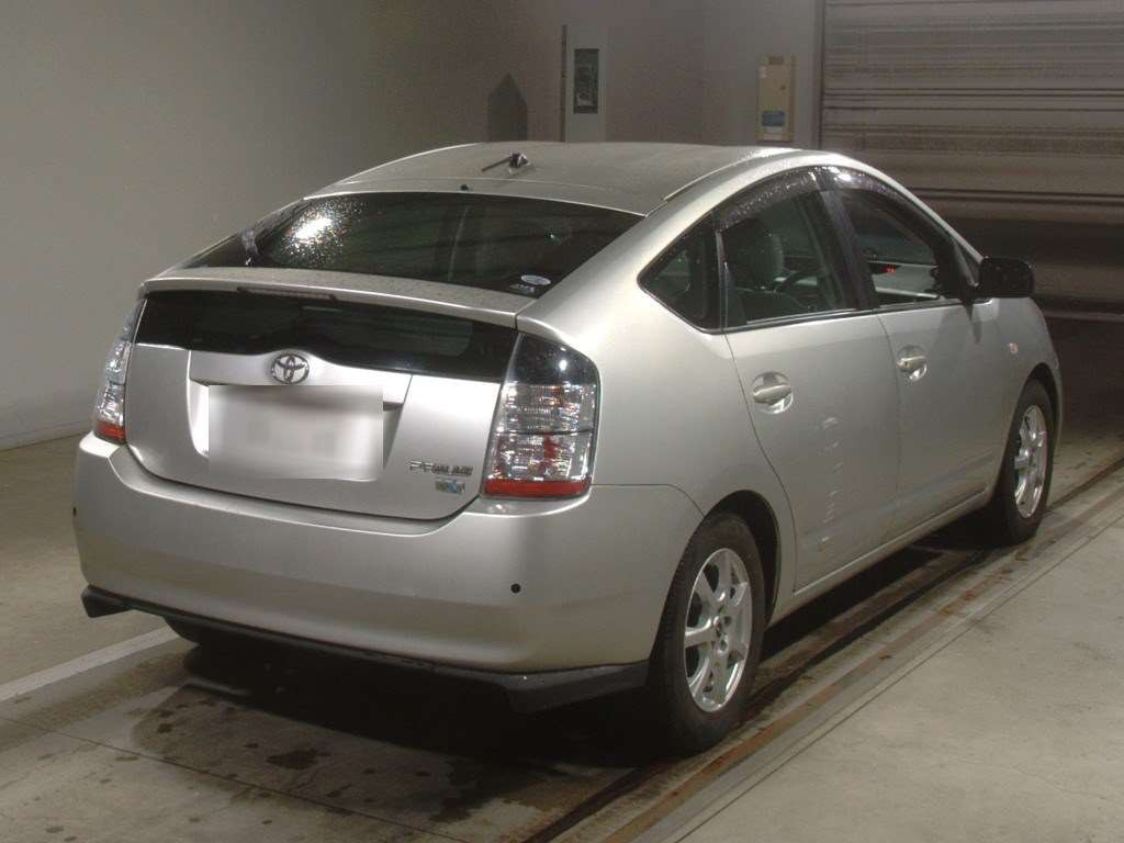 2005 Toyota Prius NHW20[1]