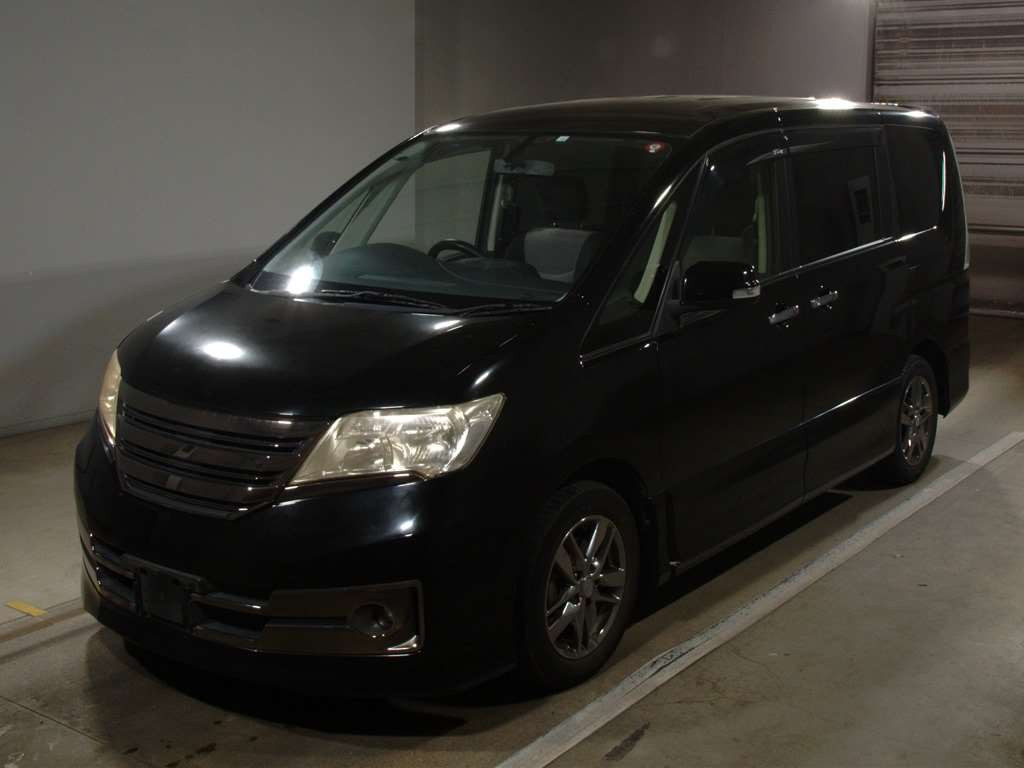 2012 Nissan Serena C26[0]