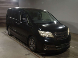 2012 Nissan Serena