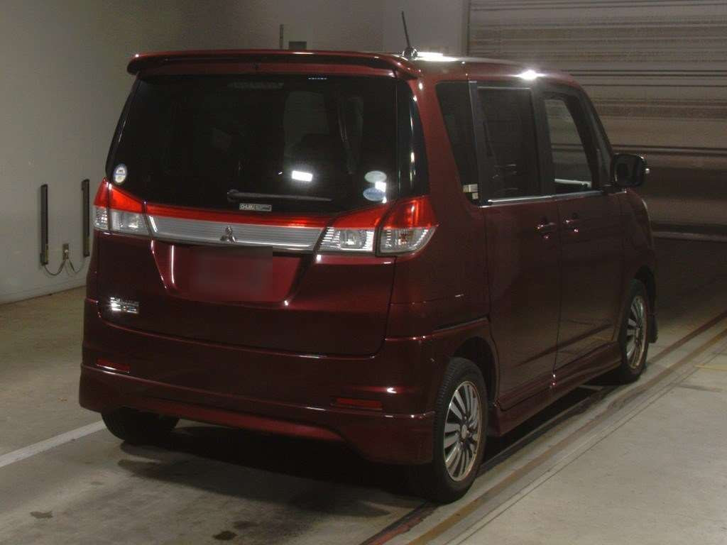 2012 Mitsubishi Delica D2 MB15S[1]