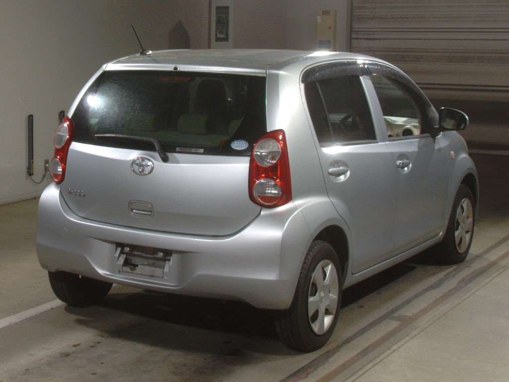 2013 Toyota Passo NGC30[1]