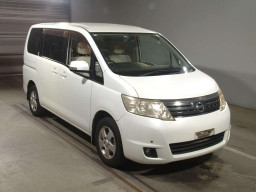 2008 Nissan Serena