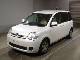 2007 Toyota Sienta