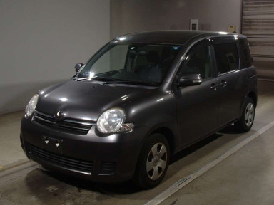 2009 Toyota Sienta