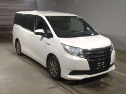 2016 Toyota Noah