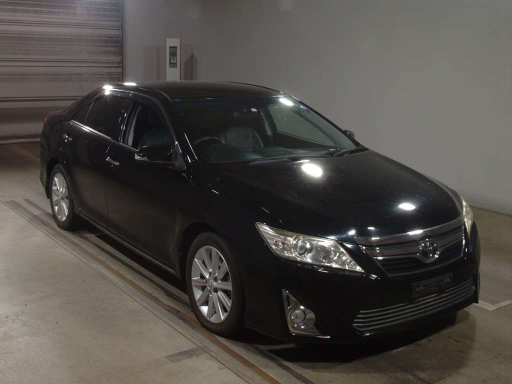 2011 Toyota Camry AVV50[2]