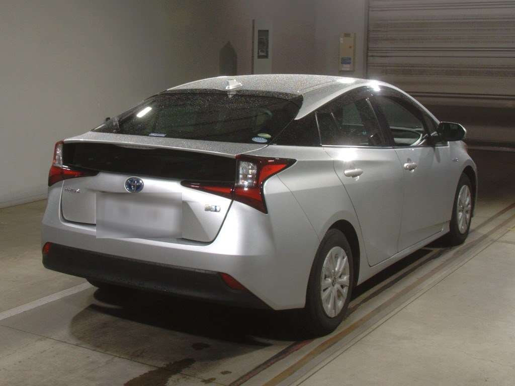 2019 Toyota Prius ZVW51[1]