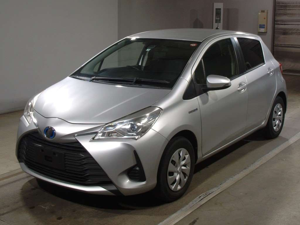 2019 Toyota Vitz NHP130[0]