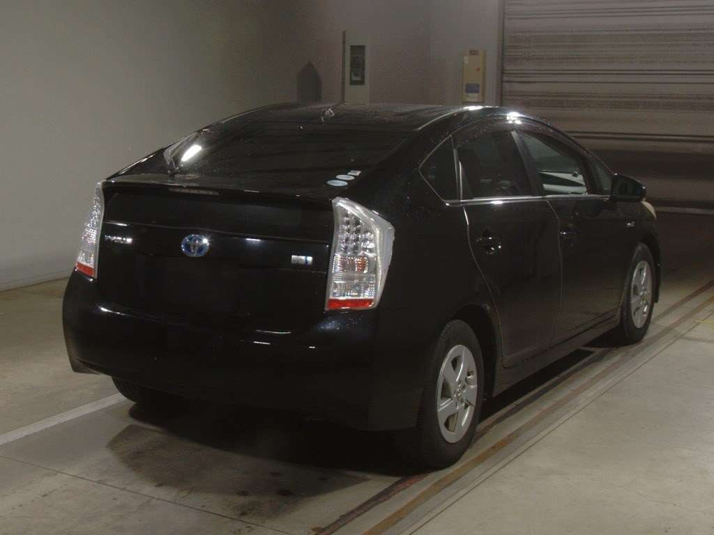 2011 Toyota Prius ZVW30[1]