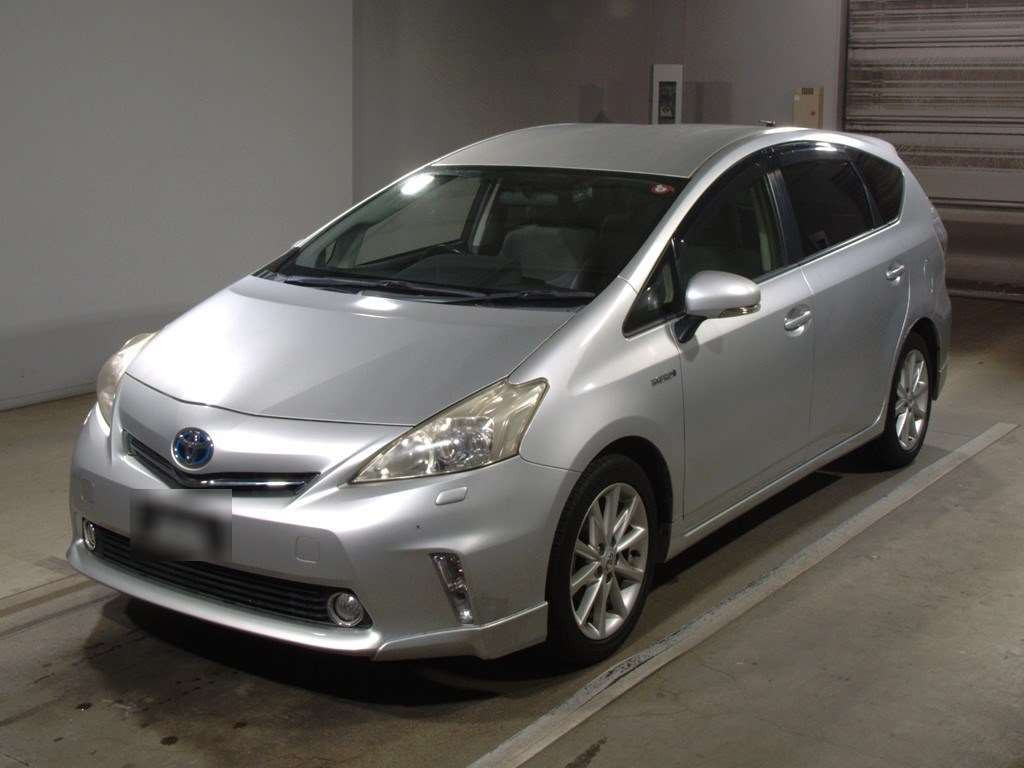 2012 Toyota Prius alpha ZVW41W[0]