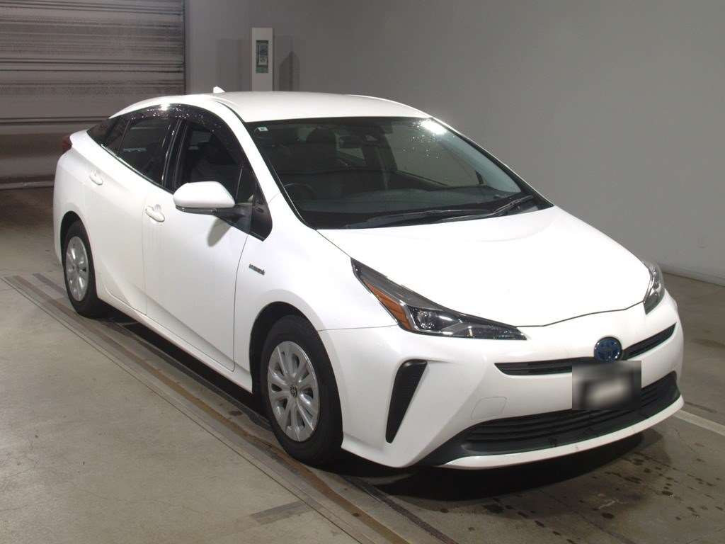 2019 Toyota Prius ZVW51[2]