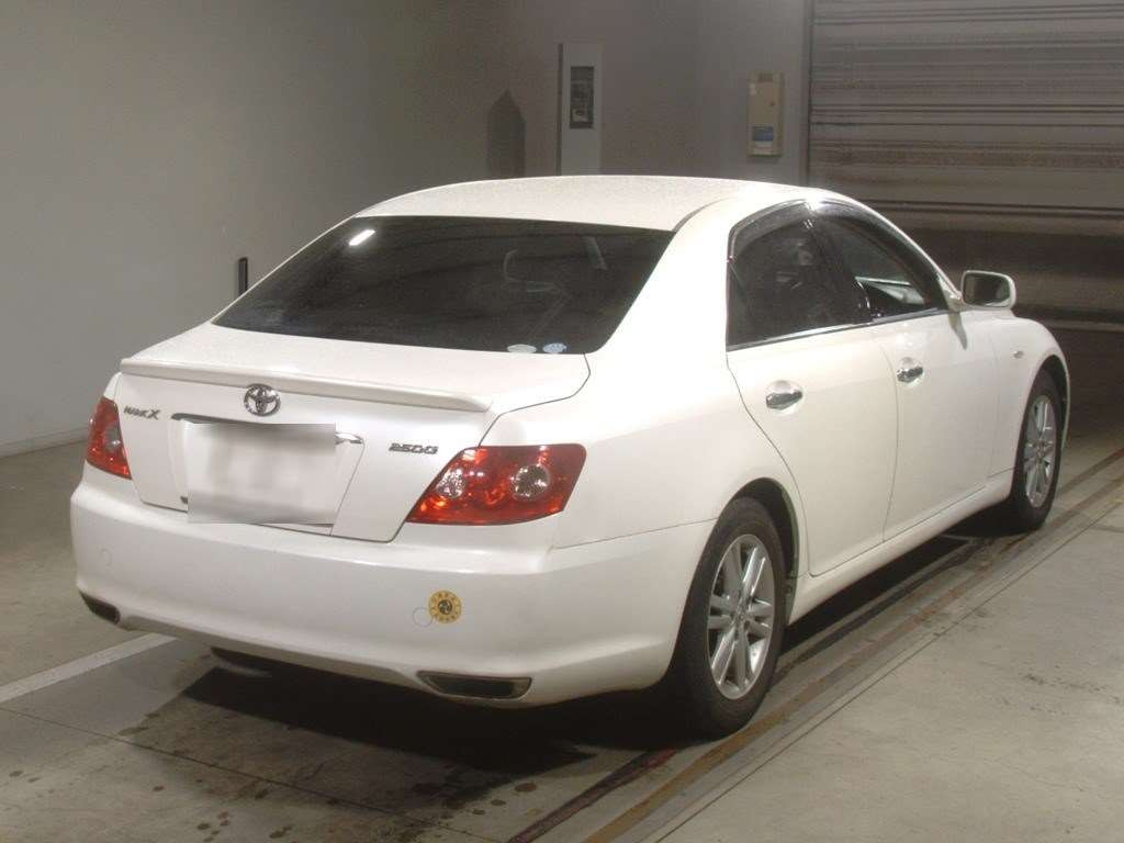 2005 Toyota Mark X GRX120[1]