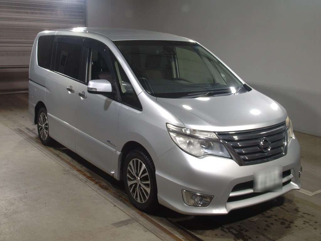 2014 Nissan Serena HFC26[2]