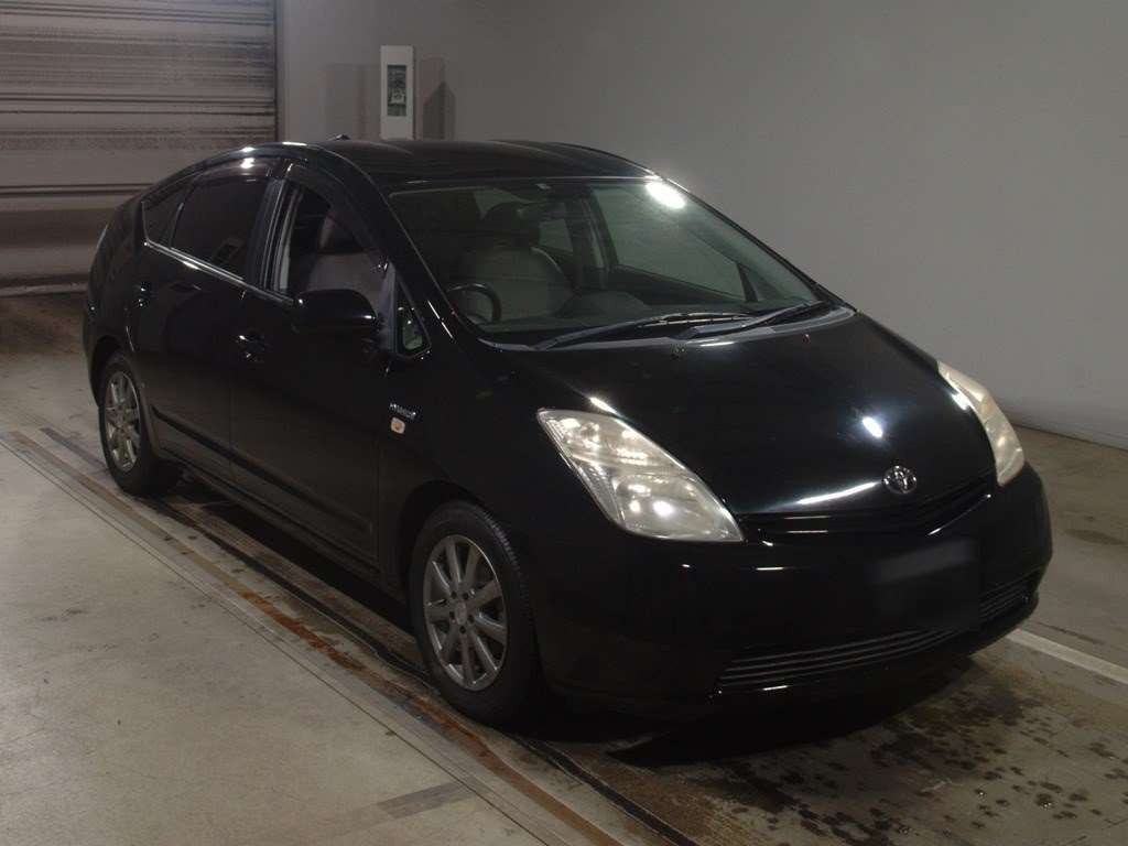 2010 Toyota Prius NHW20[2]