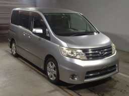 2009 Nissan Serena