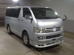 2007 Toyota Regiusace Van