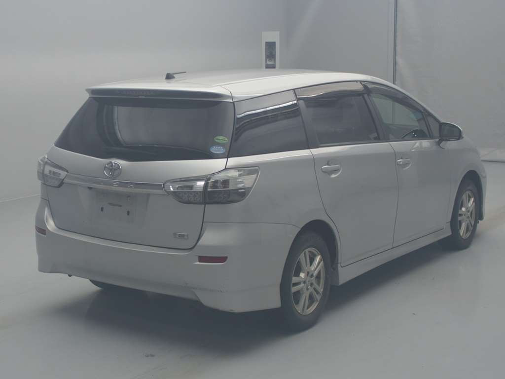 2013 Toyota Wish ZGE20G[1]