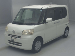 2009 Daihatsu Tanto