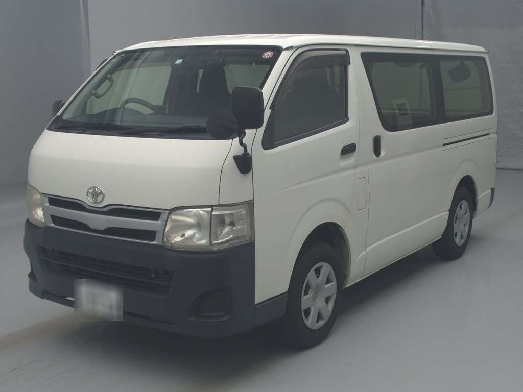 2013 Toyota Regiusace Van KDH206V[0]