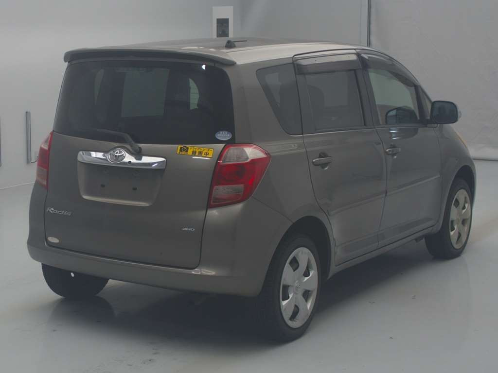 2006 Toyota Ractis NCP105[1]