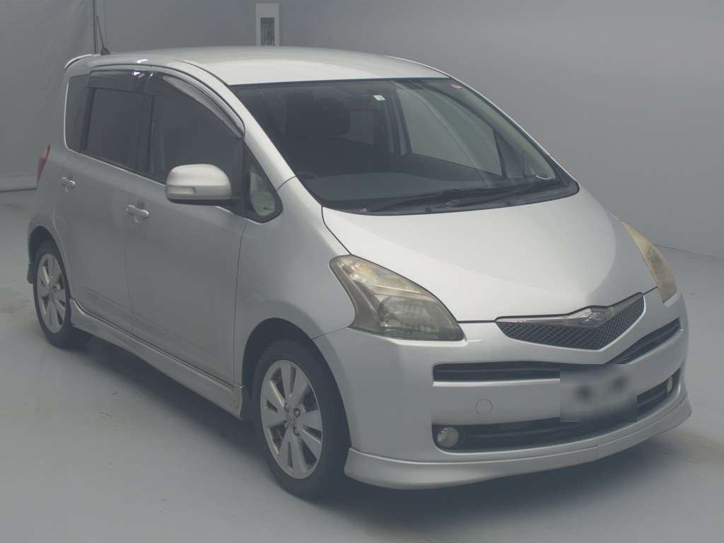 2006 Toyota Ractis NCP100[2]