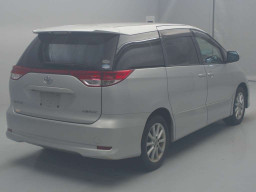 2011 Toyota Estima