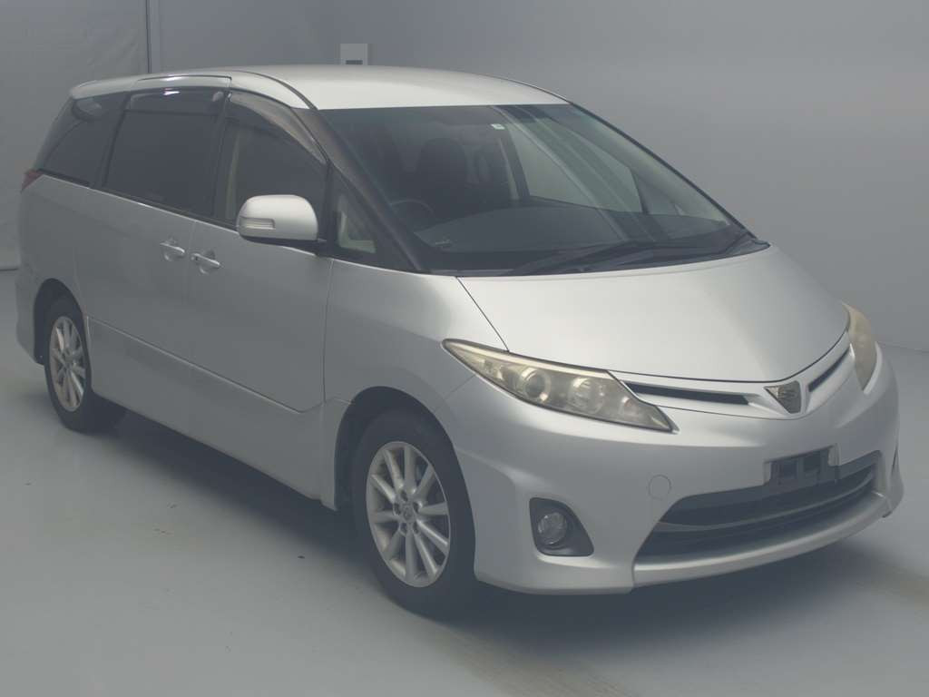 2011 Toyota Estima ACR55W[2]