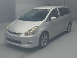 2005 Toyota Wish