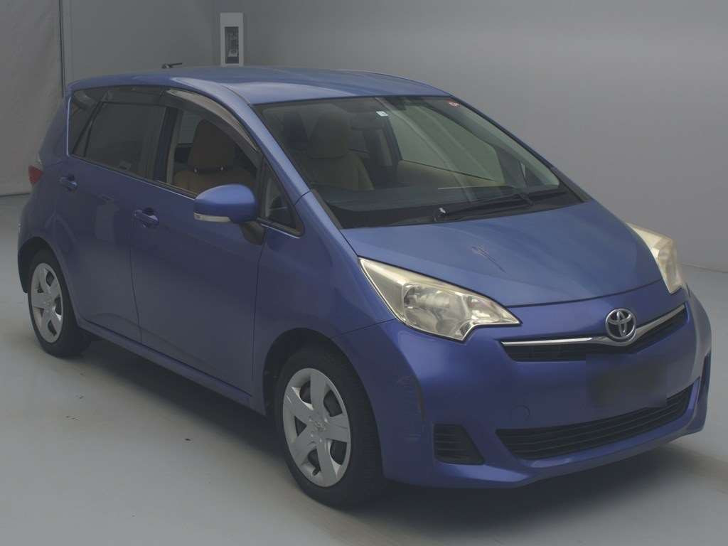 2012 Toyota Ractis NSP120[2]