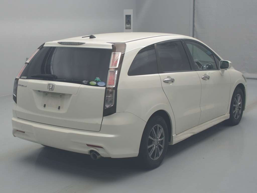 2010 Honda Stream RN6[1]