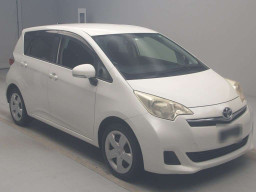 2012 Toyota Ractis